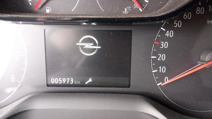 Opel Corsa F 1.2 Turbo 12V 100 Sloopvoertuig (2020, Rood, Zwart)