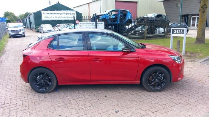 Opel Corsa F 1.2 Turbo 12V 100 Sloopvoertuig (2020, Rood, Zwart)