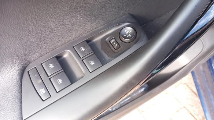 Opel Astra K 1.5 CDTi 122 12V Sloopvoertuig (2019, Donker, Blauw)