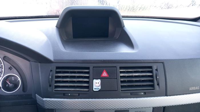 Opel Meriva 1.6 16V Sloopvoertuig (2010, Licht, Zilvergrijs, Zilver)