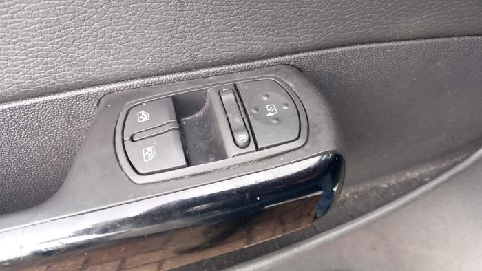 Opel Corsa D 1.2 16V LPG Skrotfordon (2012, WIT)