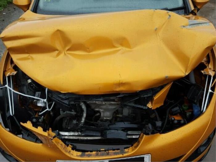 Seat Ibiza ST 1.4 16V Skrotfordon (2013, TRIBU YELLOW)