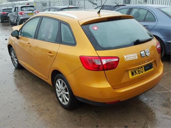 Seat Ibiza ST 1.4 16V Skrotfordon (2013, TRIBU YELLOW)