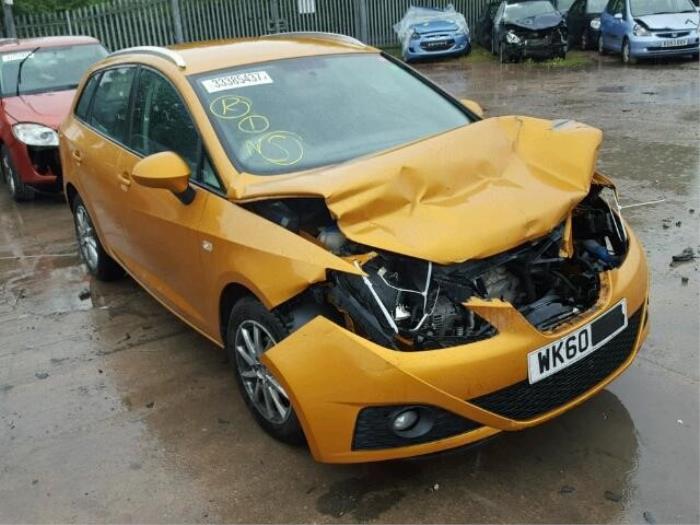 Seat Ibiza ST 1.4 16V Skrotfordon (2013, TRIBU YELLOW)