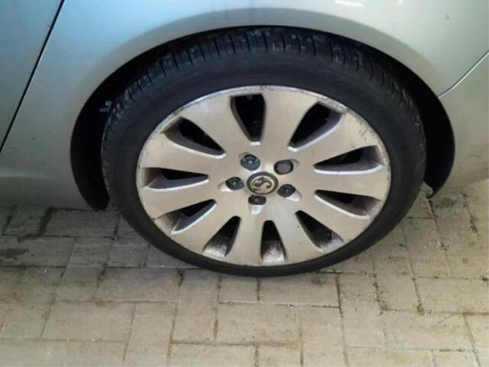 Opel Insignia 2.0 CDTI 16V 160 Ecotec Sloopvoertuig (2010, Metallic, Zilver)