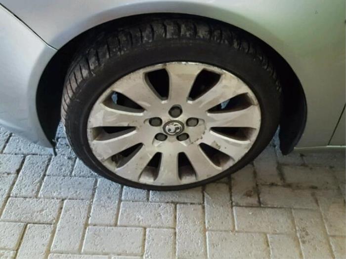 Opel Insignia 2.0 CDTI 16V 160 Ecotec Sloopvoertuig (2010, Metallic, Zilver)