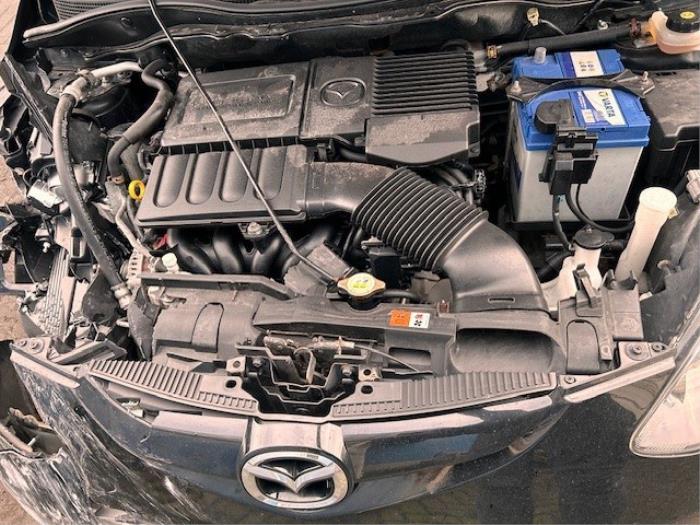 Mazda 2 1.3 16V S-VT High Power Skrotfordon (2010, ZWART)
