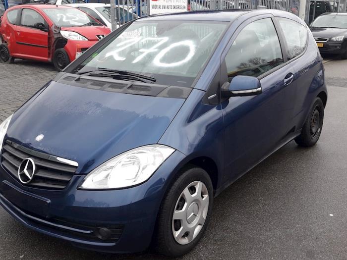 Mercedes A 1.5 A-160 Skrotfordon (2010, DONKER BLAUW)