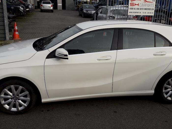 Mercedes A 1.6 A-180 16V Sloopvoertuig (2015, Wit)
