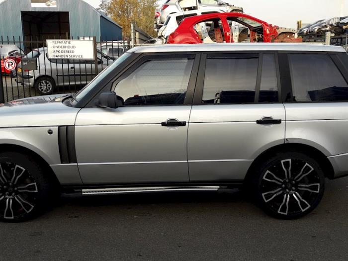 Landrover Vogue Sloopvoertuig (2004, Zilvergrijs)