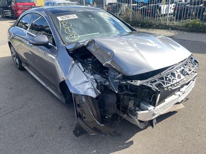 Mercedes CLA 1.3 CLA-180 Turbo 16V Sloopvoertuig (2021, Grijs)