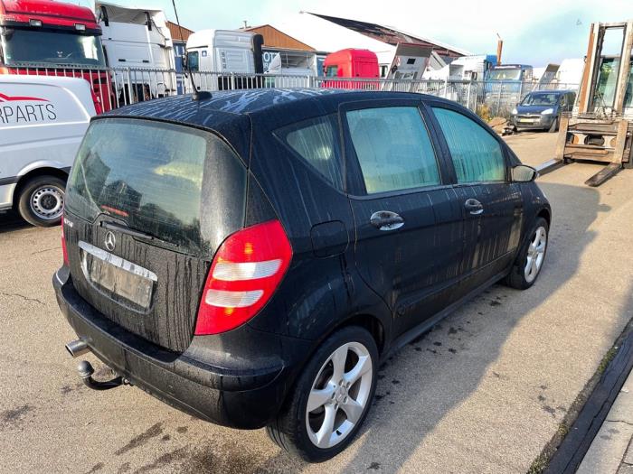 Mercedes A 1.5 A-150 Sloopvoertuig (2004, Zwart)
