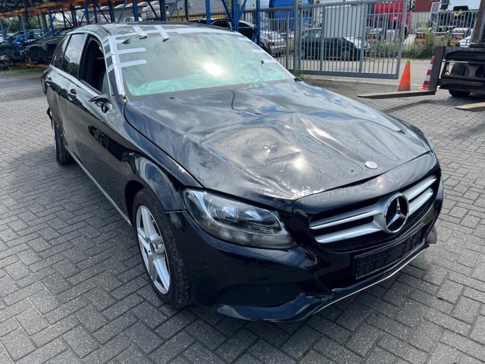 Mercedes C Estate C-220 CDI BlueTEC, C-220 d 2.2 16V Skrotfordon (2015, ZWART)
