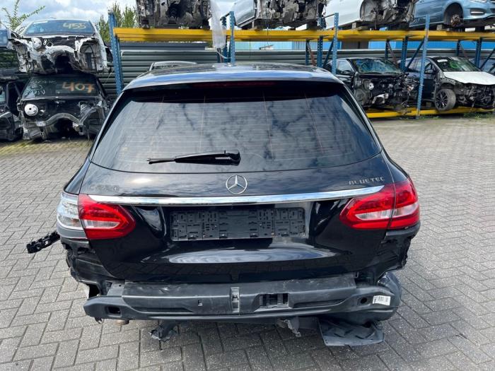 Mercedes C Estate C-220 CDI BlueTEC, C-220 d 2.2 16V Skrotfordon (2015, ZWART)