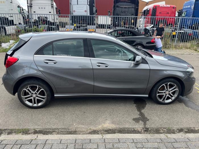 Mercedes A 1.8 A-200 CDI 16V Sloopvoertuig (2013, Grijs)