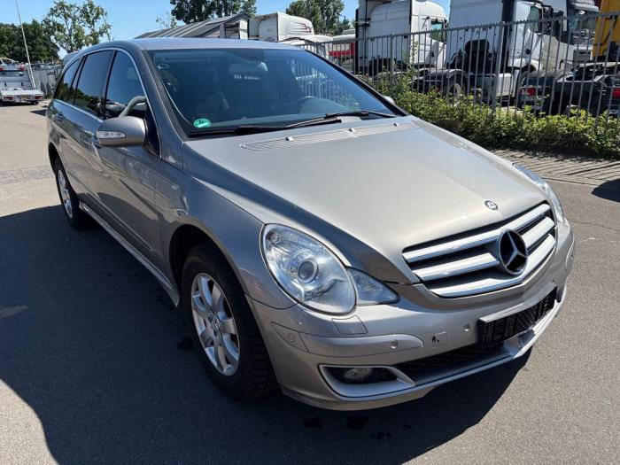 Mercedes R 3.0 320 CDI 24V 4-Matic Sloopvoertuig (2006, Grijs)