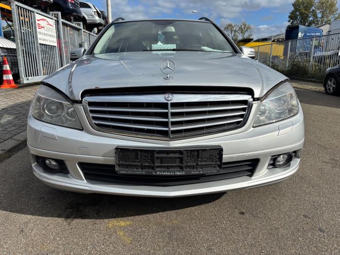 Mercedes C Estate 2.2 C-200 CDI 16V BlueEFFICIENCY Skrotfordon (2010, SILVER)