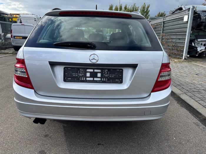 Mercedes C Estate 2.2 C-200 CDI 16V BlueEFFICIENCY Skrotfordon (2010, SILVER)