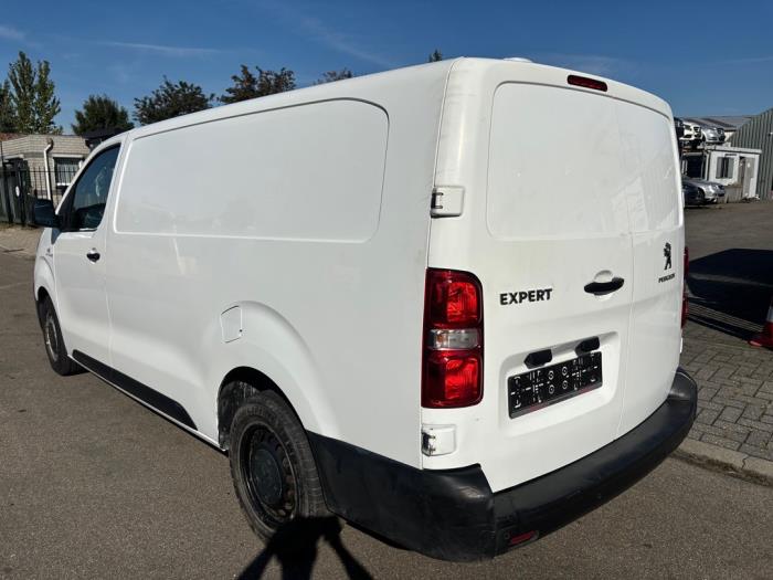 Peugeot Expert 2.0 Blue HDi 120 16V Skrotfordon (2017, WIT)