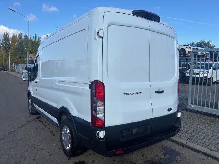 Ford Transit Skrotfordon (2020, WIT)