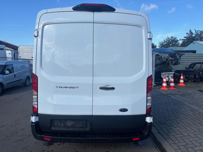 Ford Transit Skrotfordon (2020, WIT)