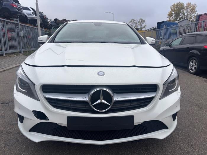Mercedes CLA 1.8 CLA-200 CDI 16V Skrotfordon (2013, WIT)