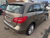 Mercedes B 1.6 B-180 BlueEFFICIENCY Turbo 16V Skrotfordon (2013, GRIJS)
