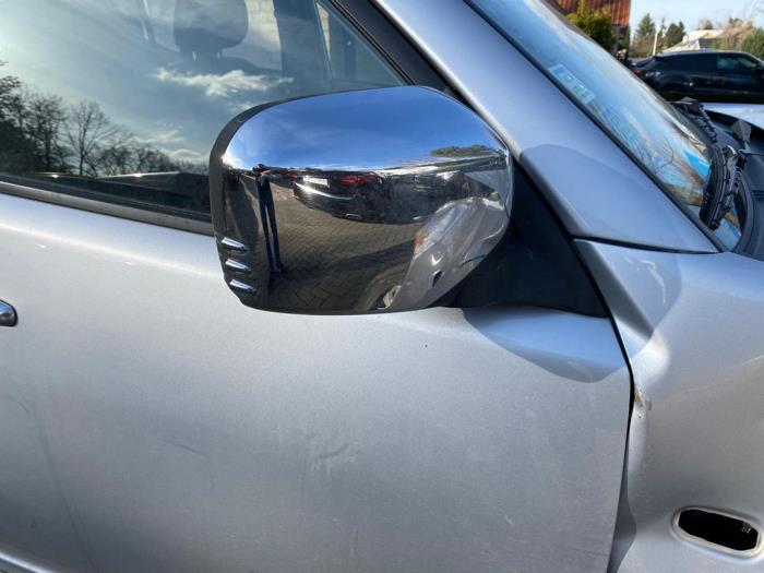 Mitsubishi L-200 2.5 DI-D 4x4 Sloopvoertuig (2009, Grijs)