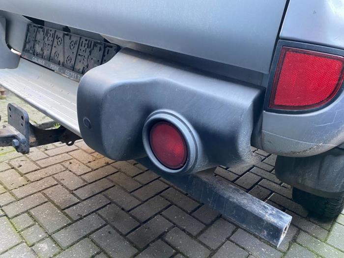 Mitsubishi L-200 2.5 DI-D 4x4 Sloopvoertuig (2009, Grijs)