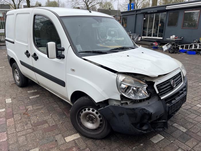 Fiat Doblo Cargo 1.9 JTD Sloopvoertuig (2009, Graniet)