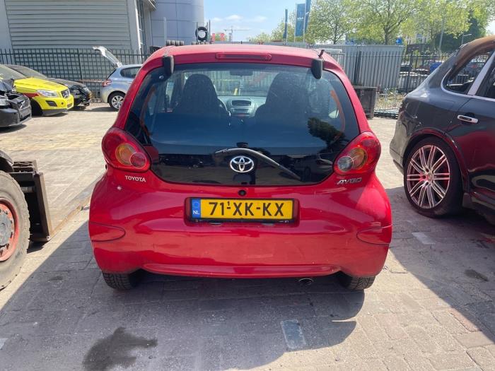 Toyota Aygo 1.0 12V VVT-i Sloopvoertuig (2007, Rood)