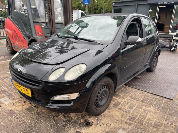 Smart Forfour 1.1 12V Samochód złomowany (2004, Czarny)