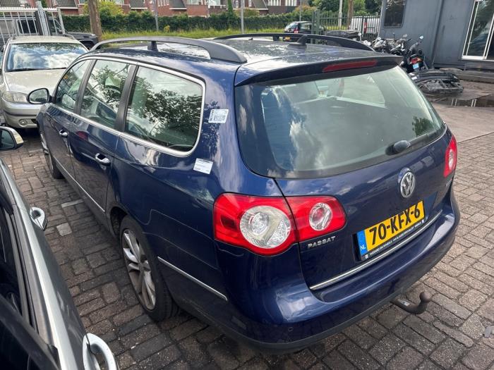 Volkswagen Passat Variant 1.4 TSI 16V Samochód złomowany (2009, Niebieski)