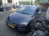 Ford Focus 2 1.6 Ti-VCT 16V Samochód złomowany (2005, Czarny)