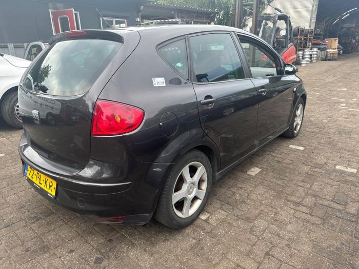 Seat Altea 1.9 TDI 105 Samochód złomowany (2004, Czarny)