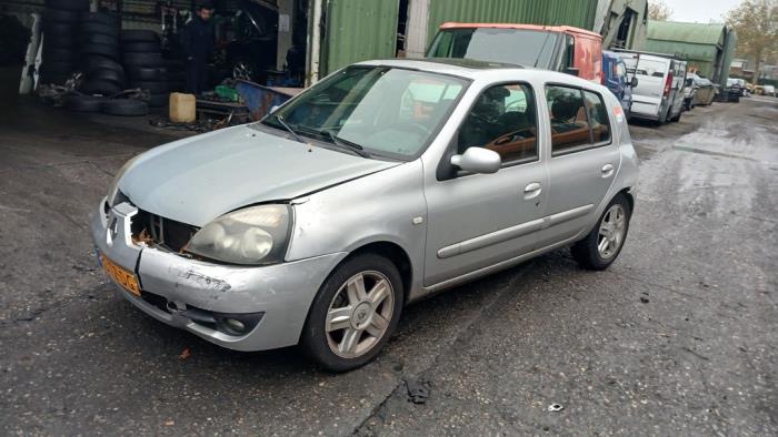 Renault Clio II 1.2 16V Sloopvoertuig (2007, Grijs)