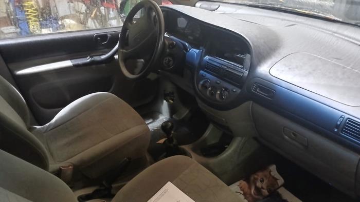 Daewoo Tacuma 1.6 16V Skrotfordon (2004, ZWART)