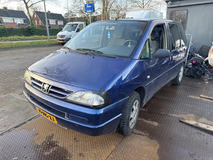 Peugeot 806 2.0 16V Sloopvoertuig (2001, Blauw)