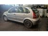 Citroen C3 1.4 Skrotfordon (2003, GRIJS)
