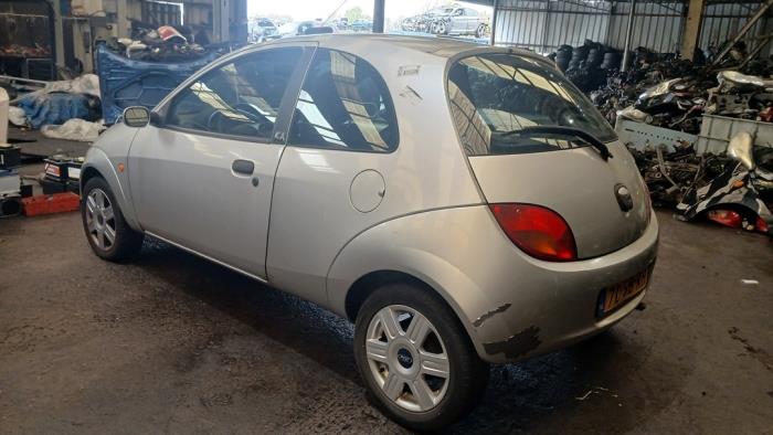Ford Ka I 1.3i Skrotfordon (2005, GRIJS)