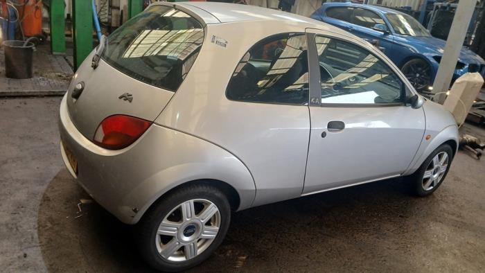 Ford Ka I 1.3i Skrotfordon (2005, GRIJS)