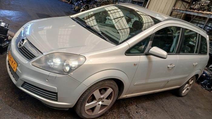 Opel Zafira 1.8 16V Ecotec Skrotfordon (2005, GRIJS)