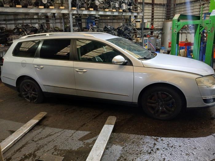 Volkswagen Passat Variant 1.8 TSI 16V Skrotfordon (2008, GRIJS)
