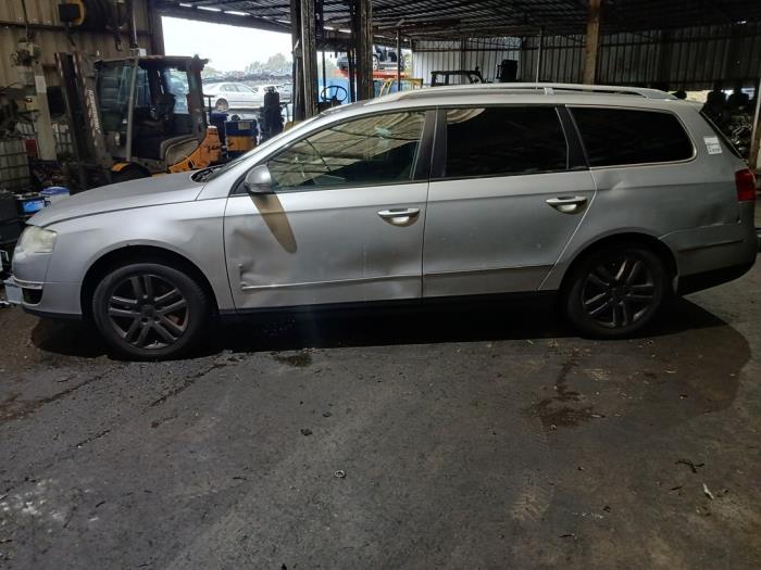 Volkswagen Passat Variant 1.8 TSI 16V Skrotfordon (2008, GRIJS)