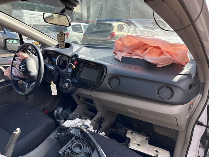 Honda Insight 1.3 16V VTEC Samochód złomowany (2009, Bialy)