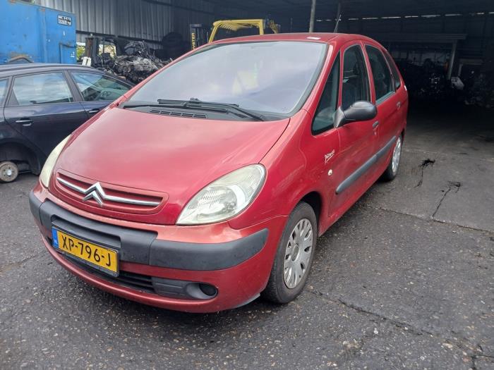 Citroen Xsara Picasso 1.6i 16V Sloopvoertuig (2007, Rood)