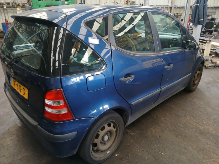 Mercedes A 1.4 A-140 Skrotfordon (2003, BLAUW)