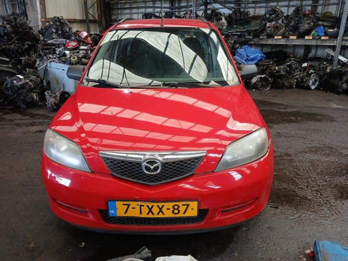 Mazda 2 1.25 16V Samochód złomowany (2004, Czerwony)