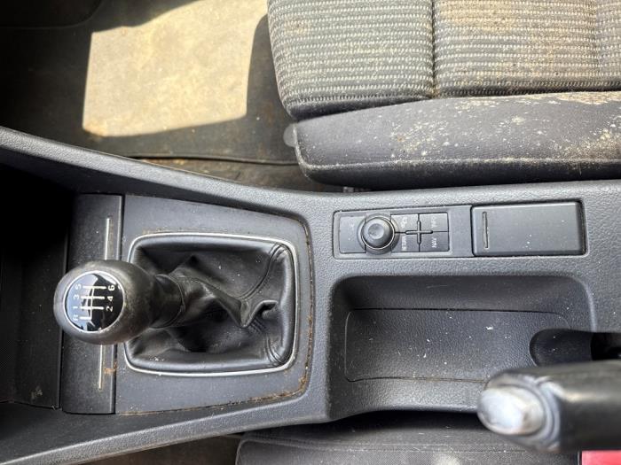 Audi A4 Avant 2.0 TFSI 20V Skrotfordon (2006, GRIJS)