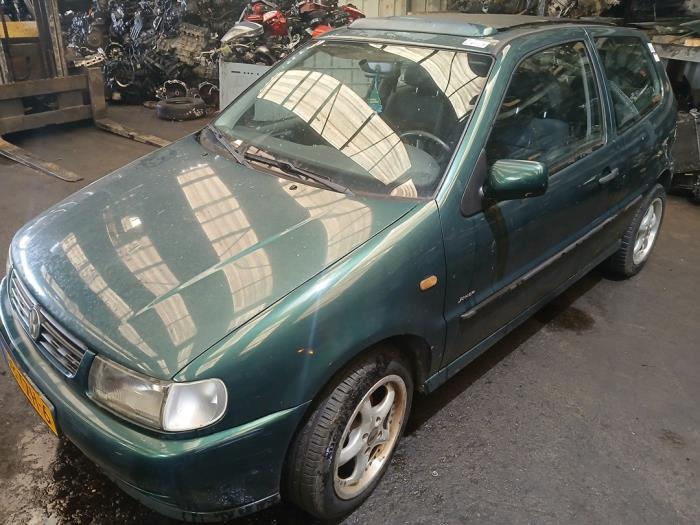 Volkswagen Polo III 1.4i 60 Skrotfordon (1999, GROEN)